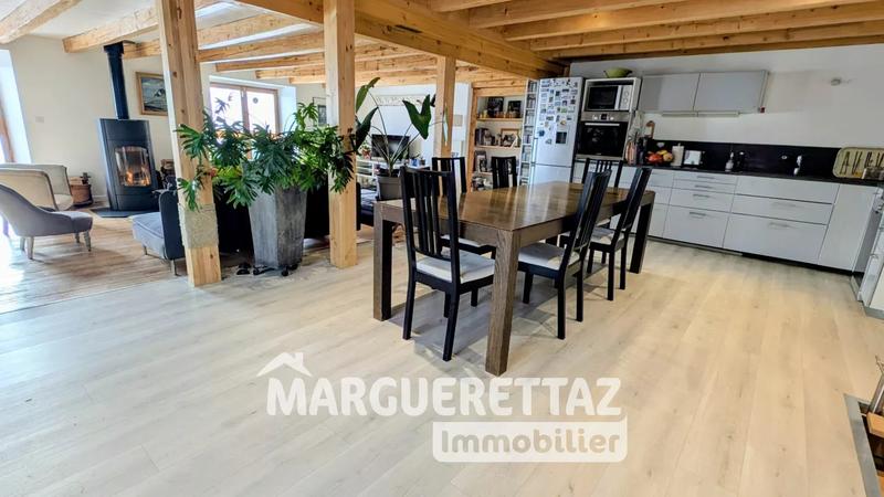 Maison - 170 m² - 6 pièces