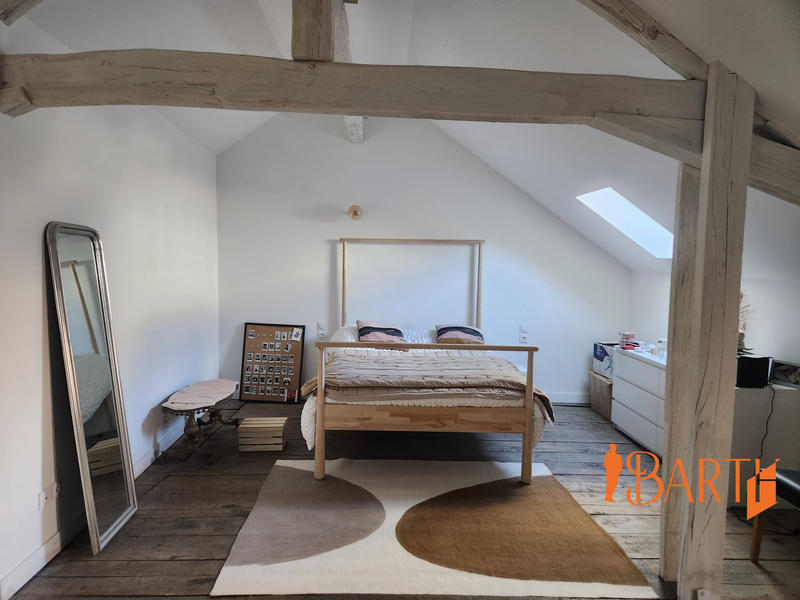 Maison - 350 m² - 10 pièces