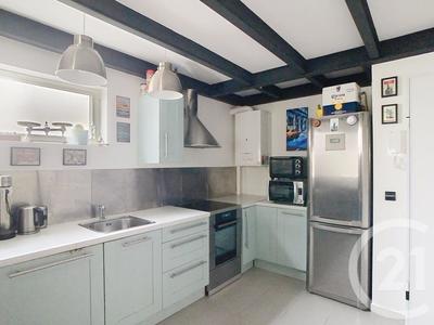 Maison - 85 m² - 4 pièces