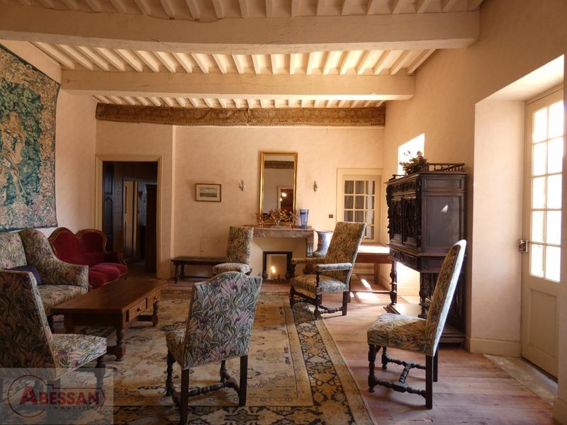 Maison - 375 m² - 15 pièces