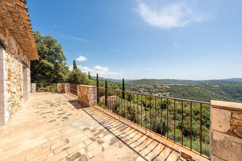 Maison - 190 m² - 5 pièces