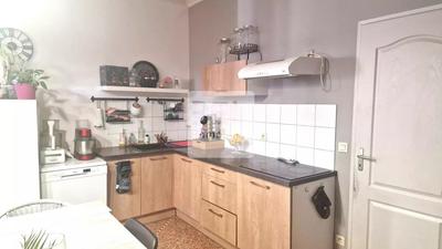 Appartement - 96 m² - 5 pièces