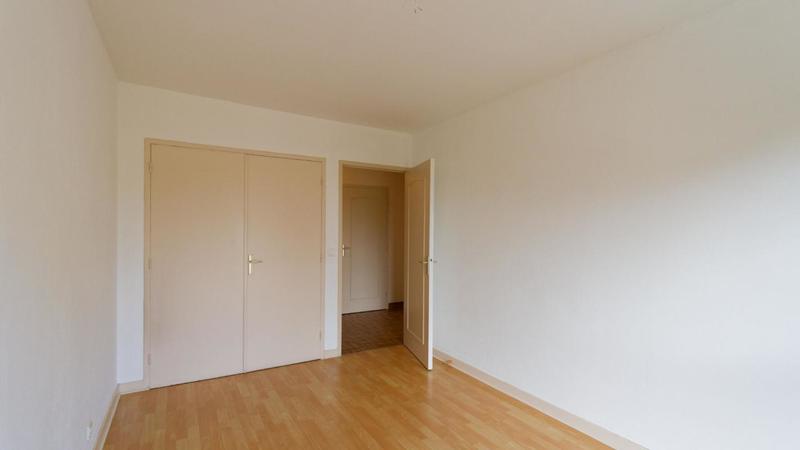 Appartement - 90 m² - 3 pièces