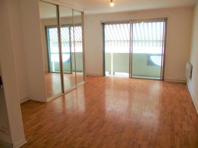 Studio - 32 m² - 1 pièce