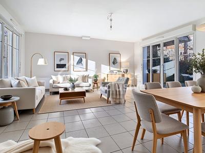 Maison - 88 m² - 4 pièces