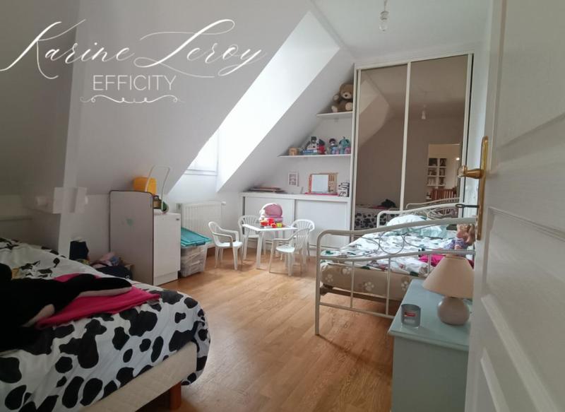 Pavillon - 200 m² - 6 pièces