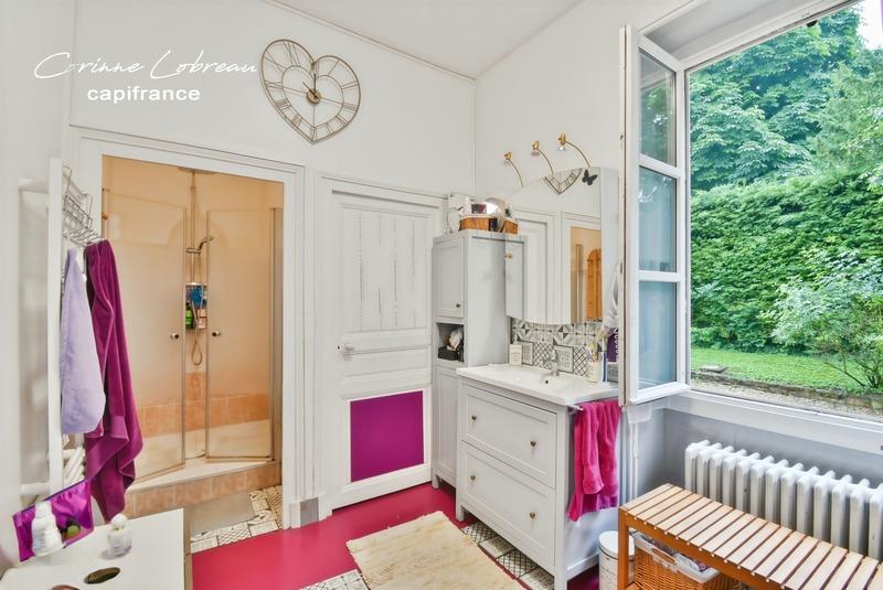 Appartement - 99 m² - 4 pièces