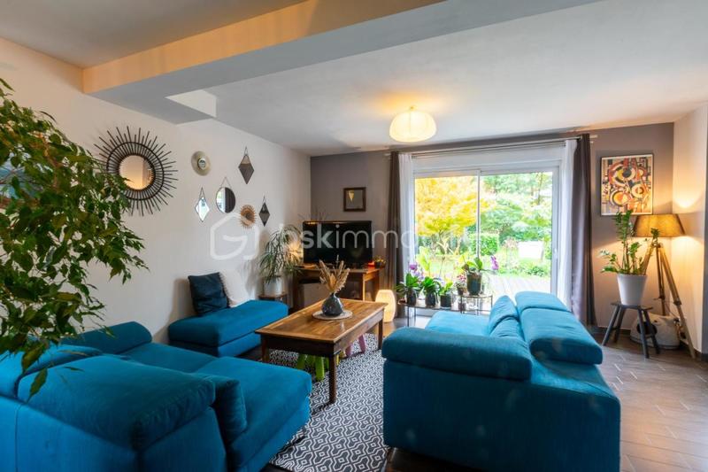 Maison - 142 m² - 6 pièces