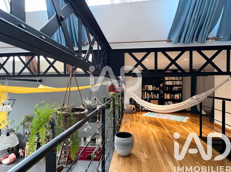 Loft - 248 m² - 8 pièces