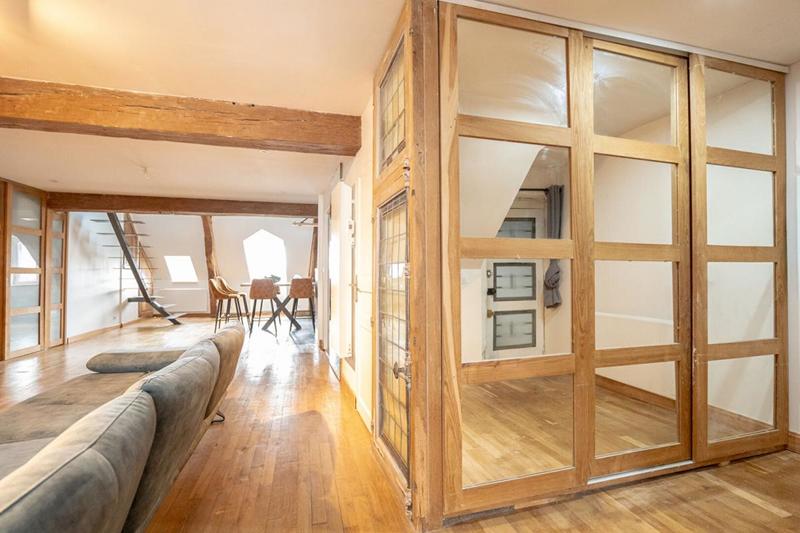 Appartement - 98 m² - 3 pièces