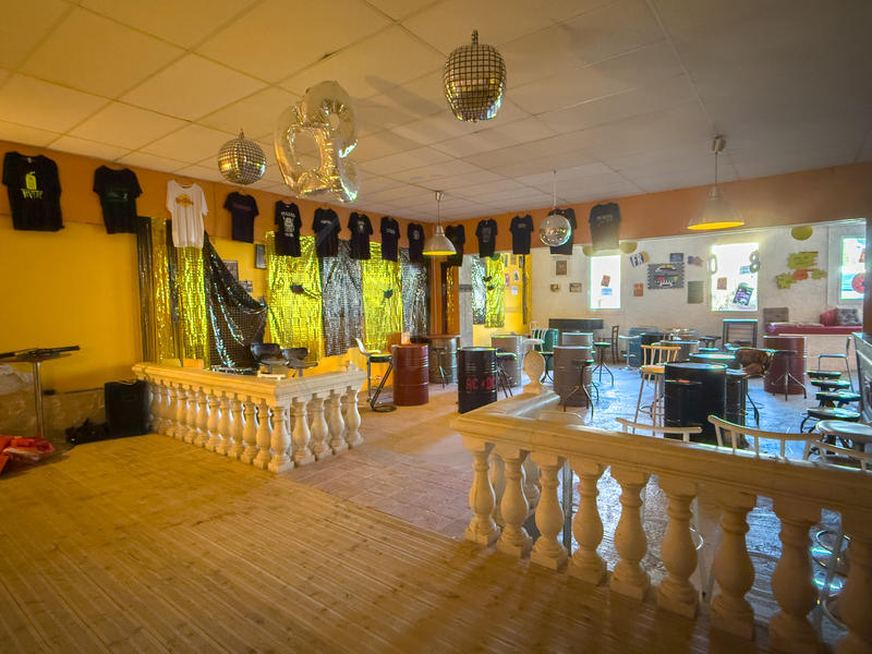 Local commercial - 294 m²