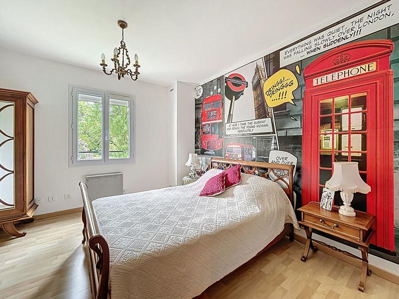 Maison - 175 m² - 8 pièces