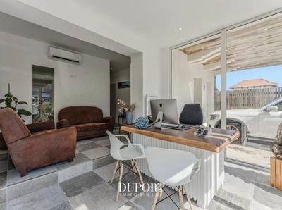 Local commercial - 50 m² - 4 pièces