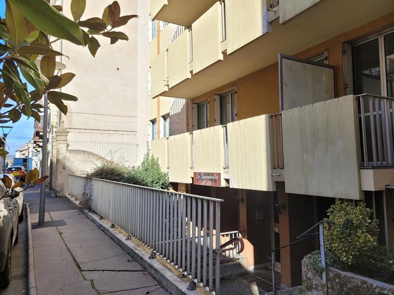 Appartement - 96 m² - 4 pièces