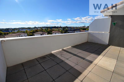 Appartement - 70 m² - 3 pièces