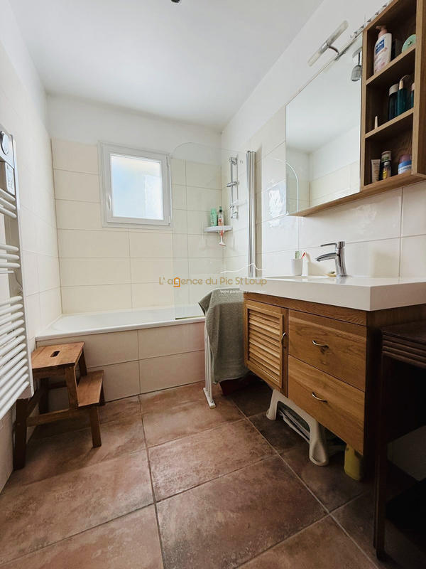 Maison - 100 m² - 6 pièces