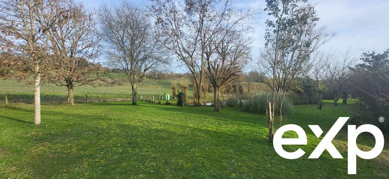 Maison - 410 m² - 11 pièces