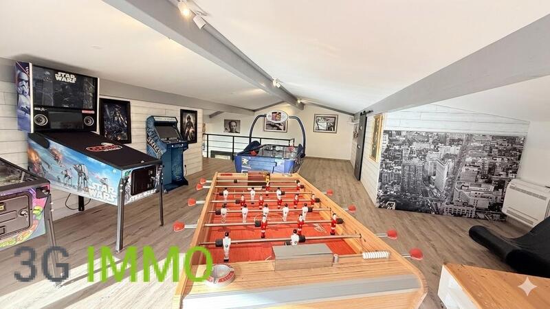 Propriété - 190 m² - 7 pièces