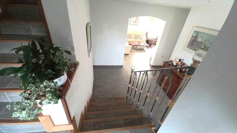 Maison - 194 m² - 6 pièces