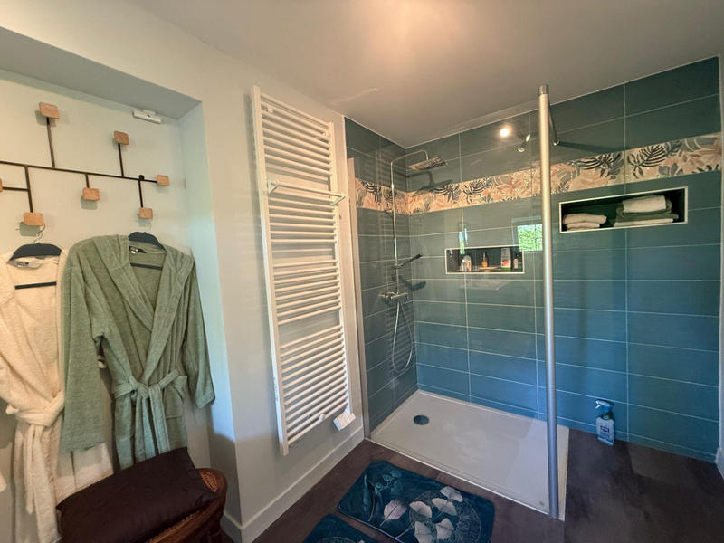 Maison - 348 m² - 13 pièces