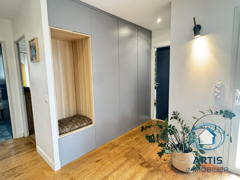 Maison - 105 m² - 4 pièces