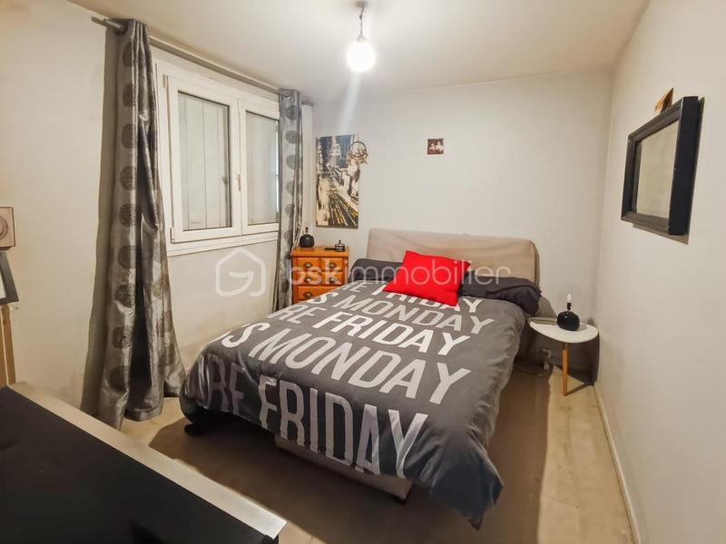 Maison - 95 m² - 5 pièces