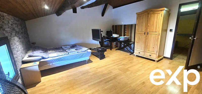 Maison - 203 m² - 4 pièces