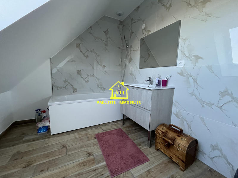 Maison - 98 m² - 5 pièces