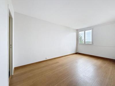 Appartement - 106 m² - 4 pièces