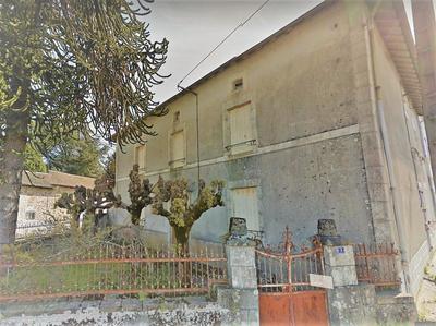 Maison - 240 m² - 10 pièces