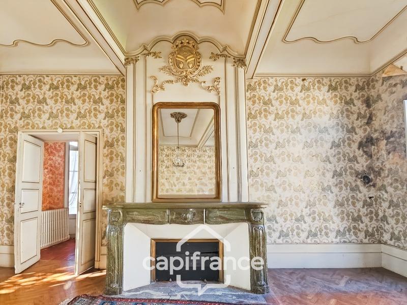 Maison - 275 m² - 6 pièces