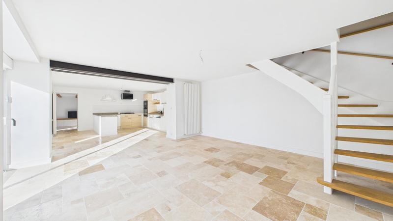 Maison - 202 m² - 6 pièces