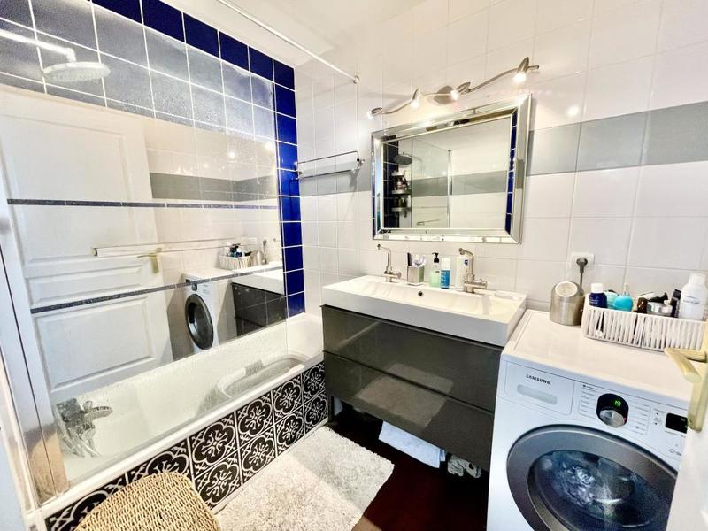 Appartement - 76 m² - 4 pièces