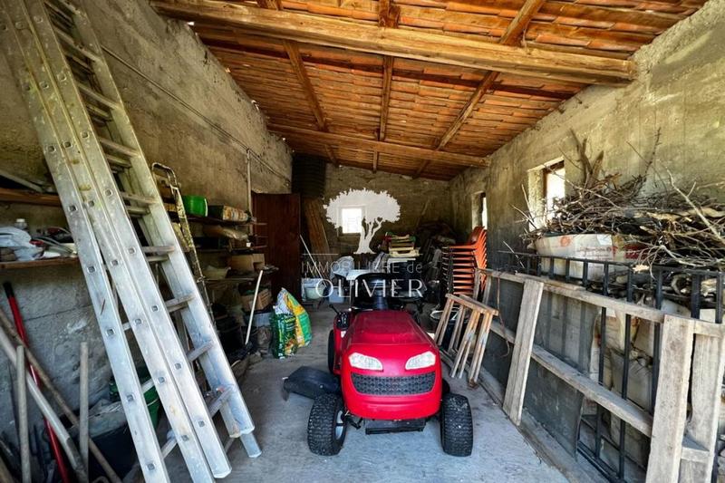 Propriété - 174 m² - 6 pièces