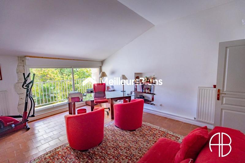 Maison - 288 m² - 13 pièces