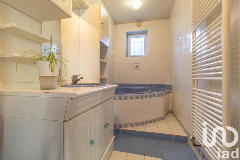 Maison de village - 147 m² - 9 pièces