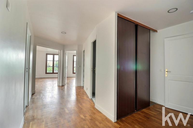 Appartement - 90 m² - 4 pièces