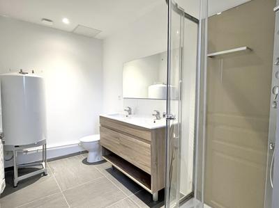 Appartement - 61 m² - 2 pièces