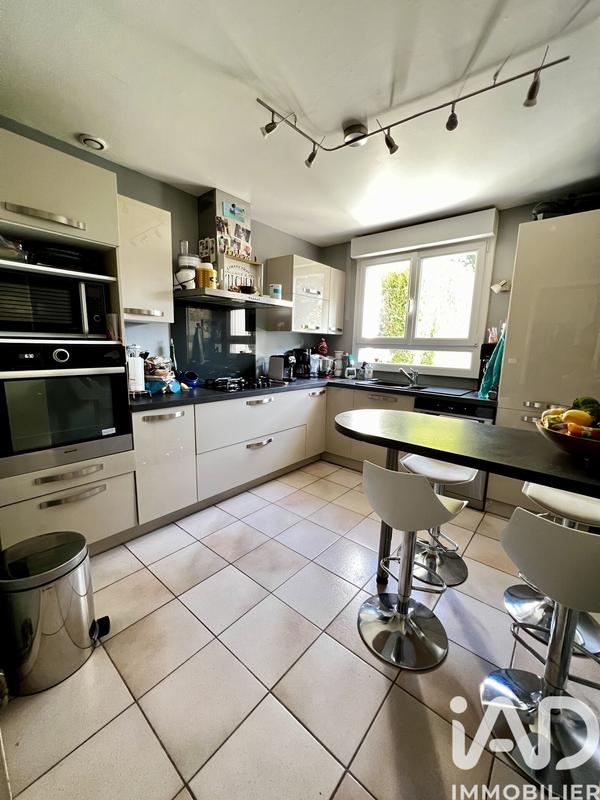 Maison - 110 m² - 6 pièces