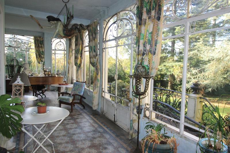 Maison - 289 m² - 15 pièces