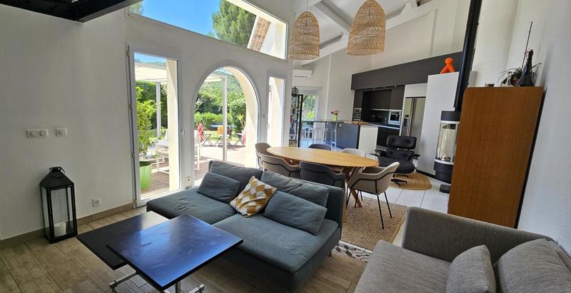 Maison - 173 m² - 7 pièces