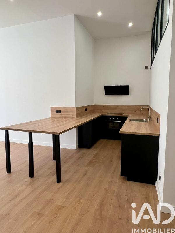 Loft - 121 m² - 5 pièces