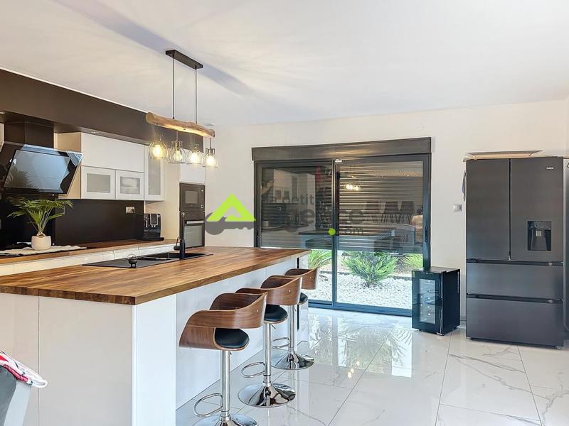 Pavillon - 117 m² - 4 pièces