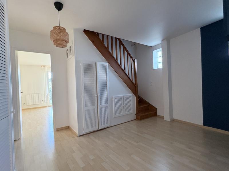 Maison - 122 m² - 8 pièces