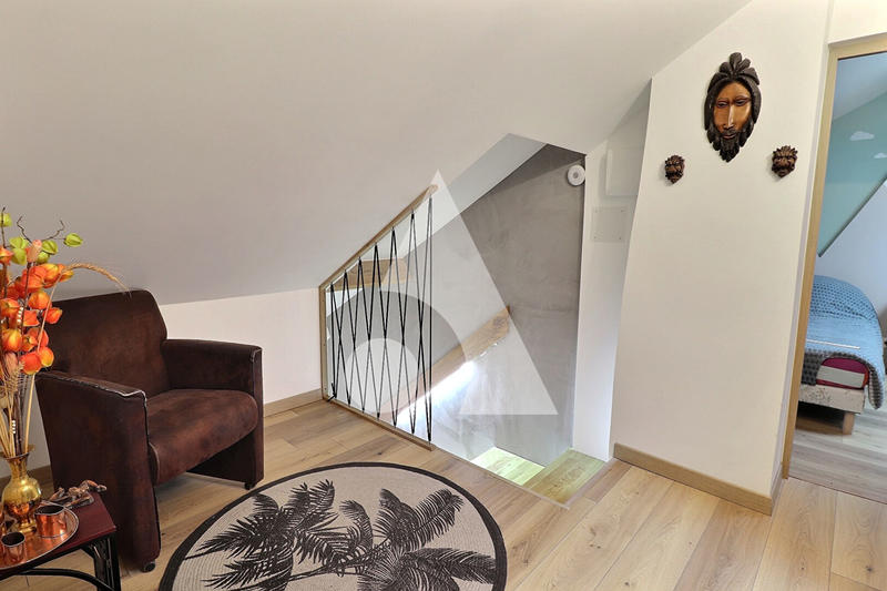 Maison - 100 m² - 6 pièces