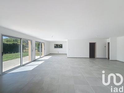 Maison - 146 m² - 6 pièces