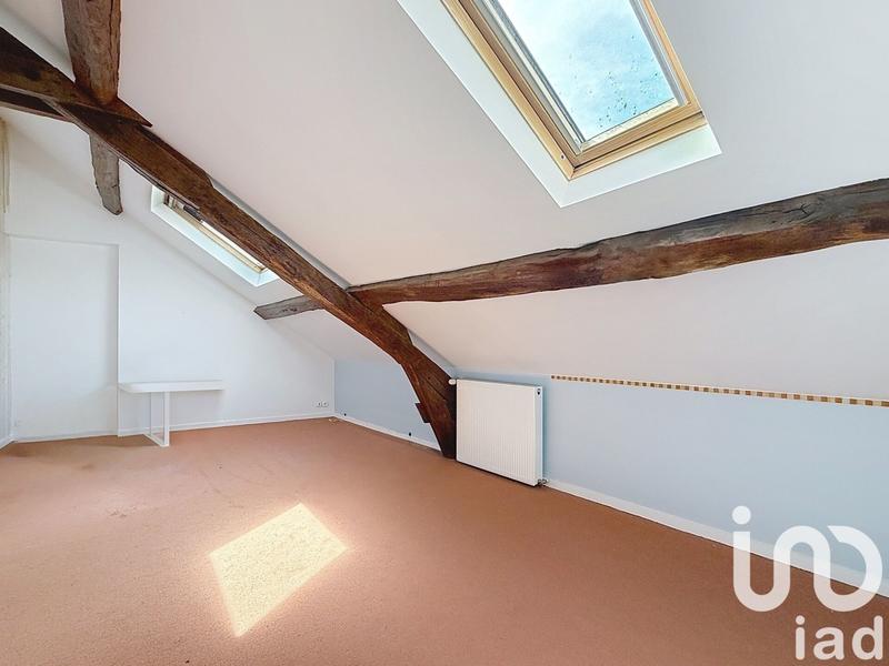 Maison - 201 m² - 7 pièces