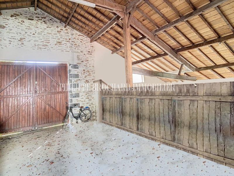 Maison contemporaine - 246 m² - 9 pièces