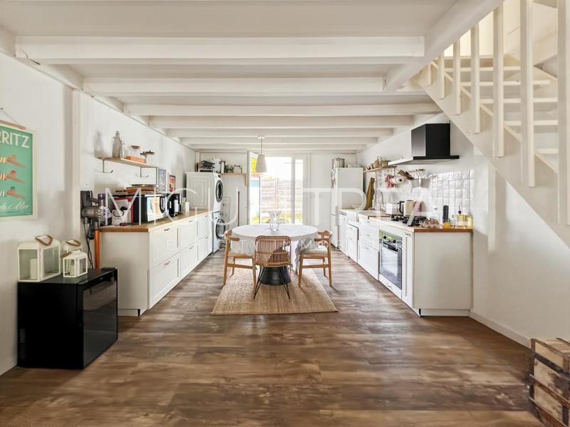 Maison - 90 m² - 4 pièces