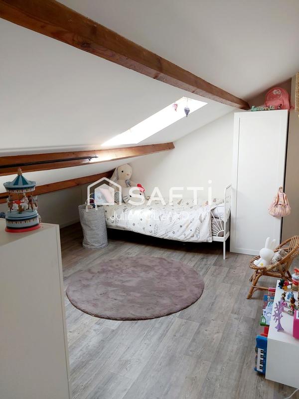 Maison - 165 m² - 7 pièces